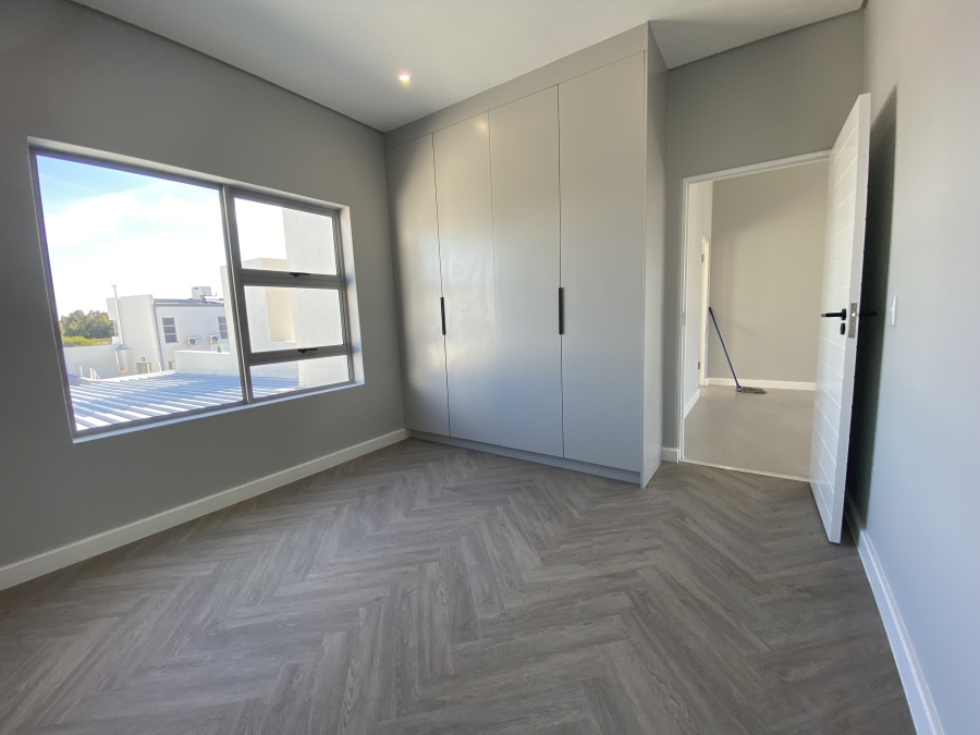 4 Bedroom Property for Sale in Sandown Western Cape